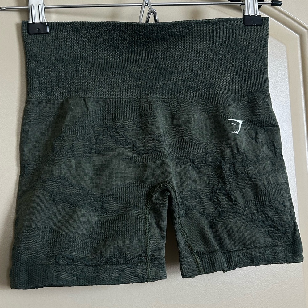 GYM SHARK Athletic Shorts